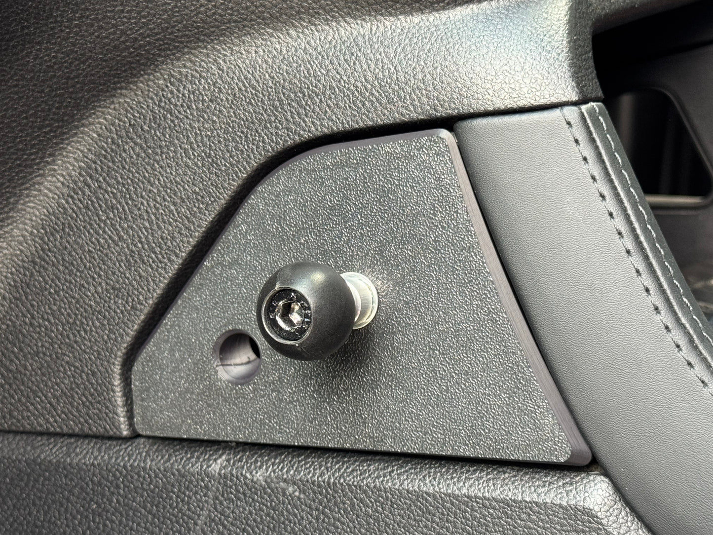 Ford Ranger / Raptor / Everest Console Mount (Next Gen) - LEFT SIDE